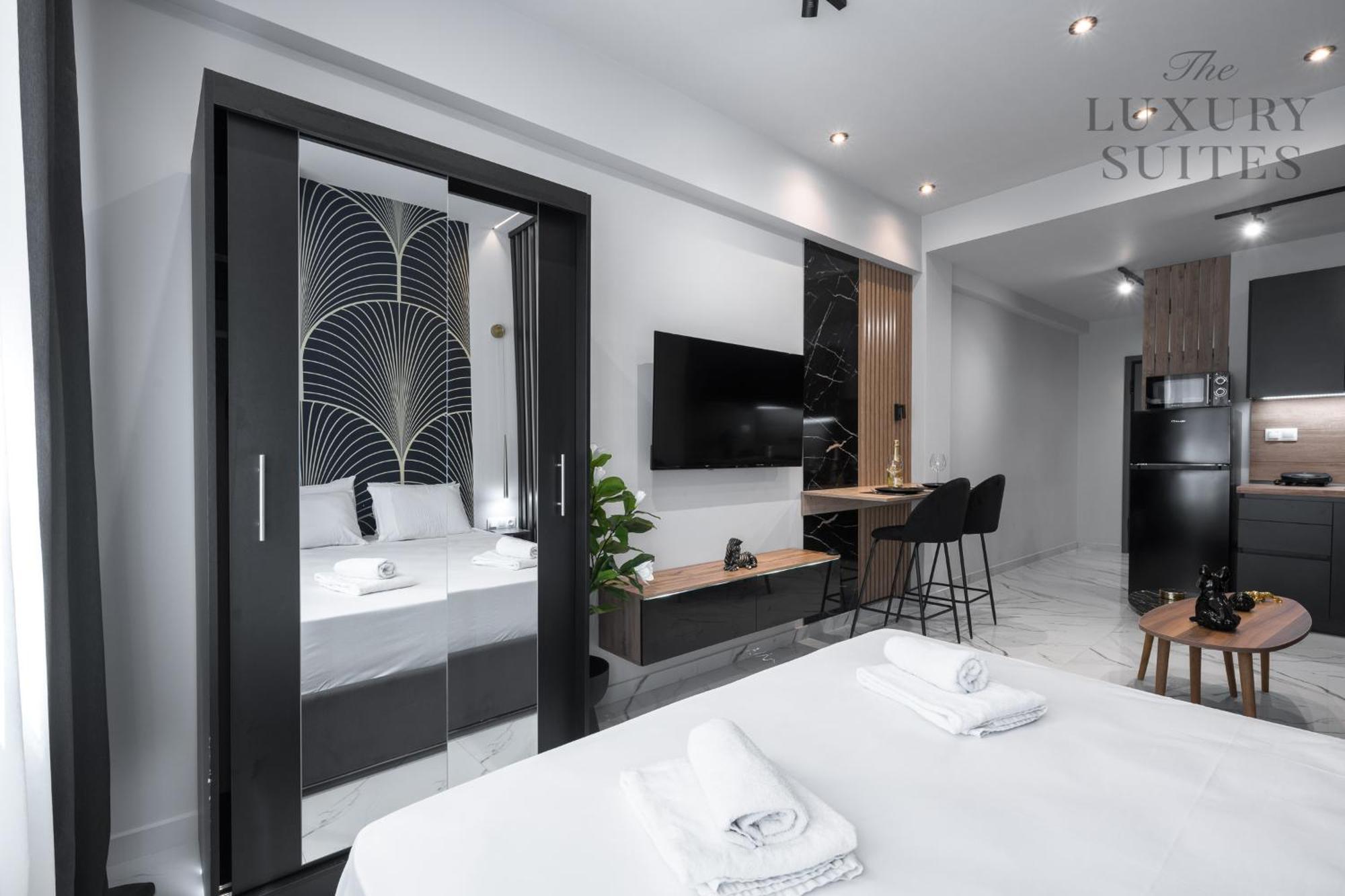 Maison Cristal, The Luxury Suites Thessaloniki Exterior foto